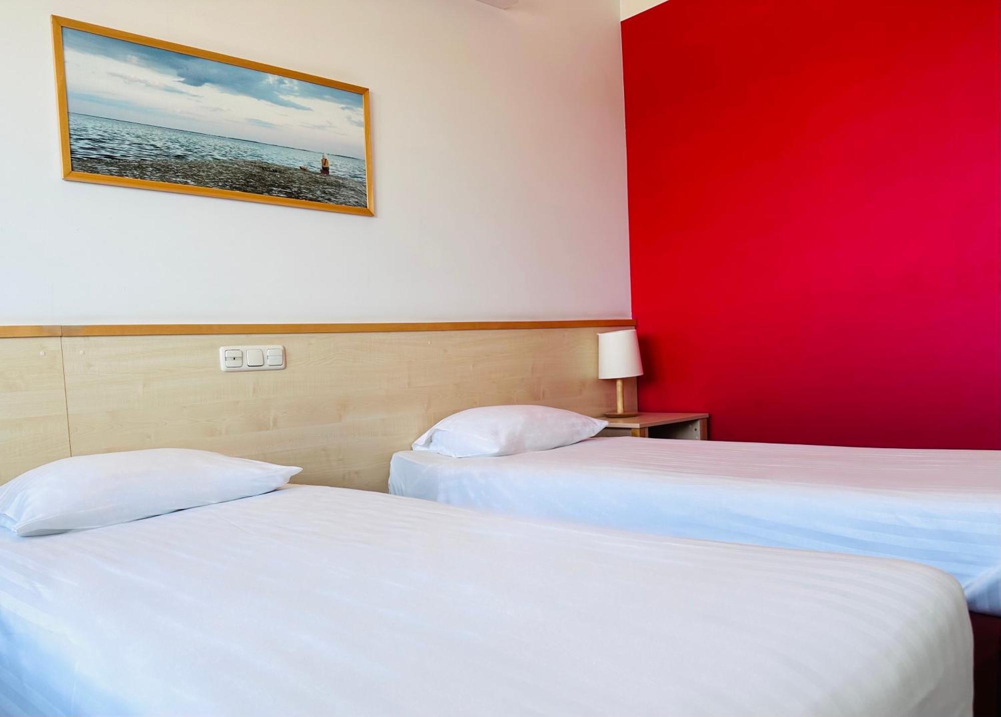 Green Park Hotel Клайпеда Екстериор снимка