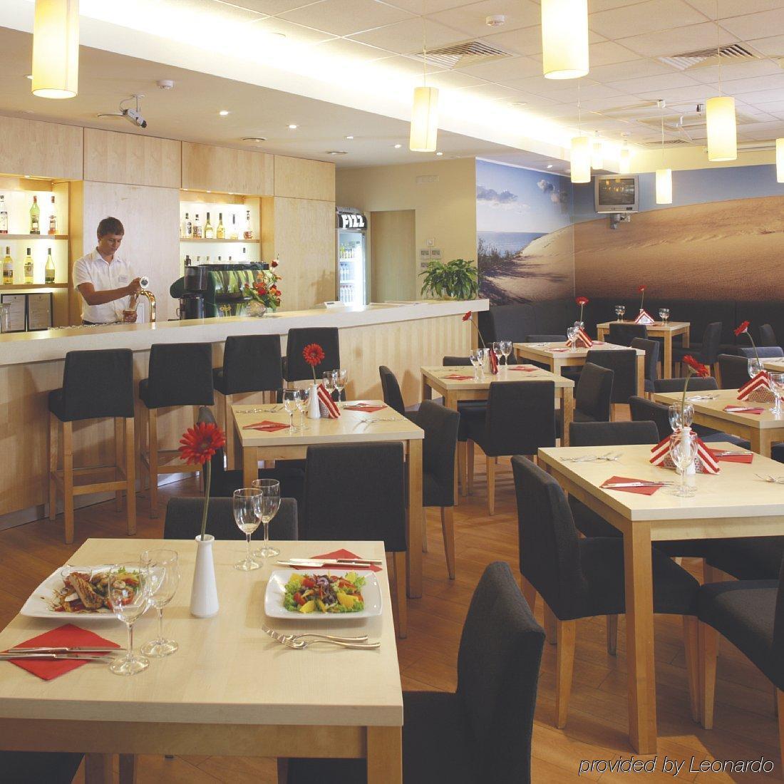 Green Park Hotel Клайпеда Ресторант снимка